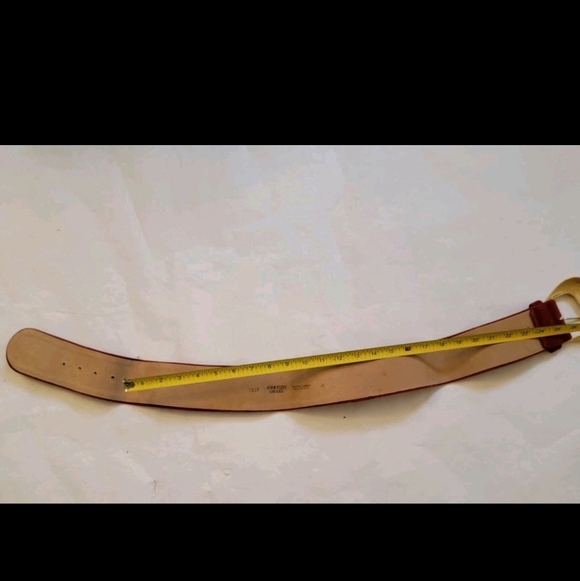 Y2K ANNE KLEIN Red Suede Leather Belt with Gold Buckle Sz M - Picture 6 of 7